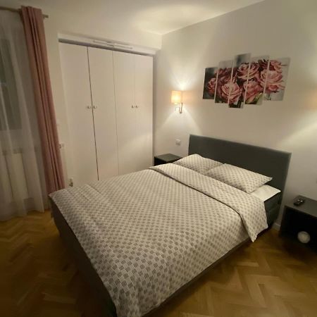 Ferienwohnung Center Loft Buzau Exterior foto
